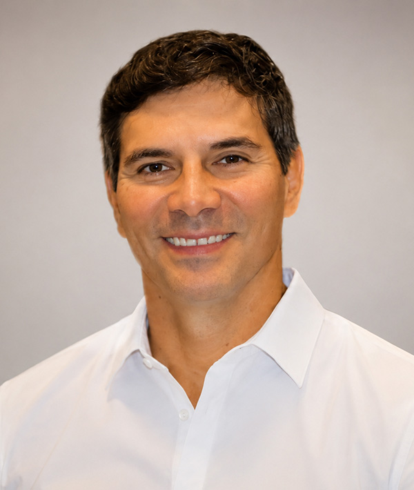 Mauricio Palacios, Latino Media Network, Regional General Manager: Los Angeles/Fresno/Las Vegas